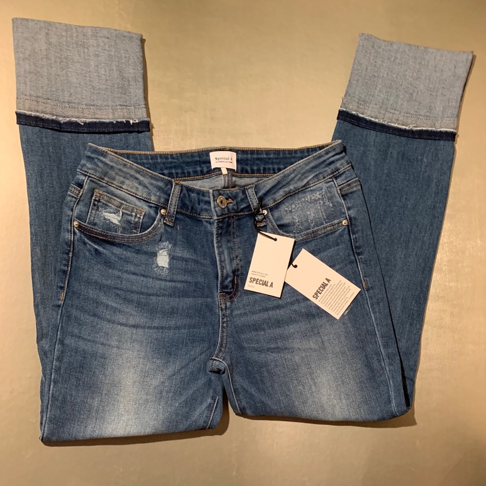 Mid Rise Ankle Skinny Cuffed Jeans